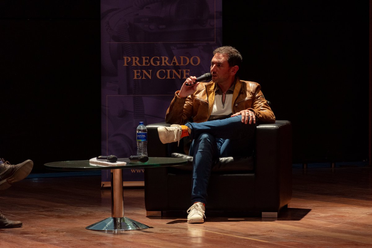 ucentralbogota's tweet photo. Lanzamiento del Quinto Festival Internacional de #Cine de la Universidad Central con presencia de Roberto Bentivegna, guionista de #LaCasaGucci. ¡Gracias por acompañarnos en nuestra clase magistral! 🎞📽 #FICUC #UCentral https://t.co/xxrsTh0FM8