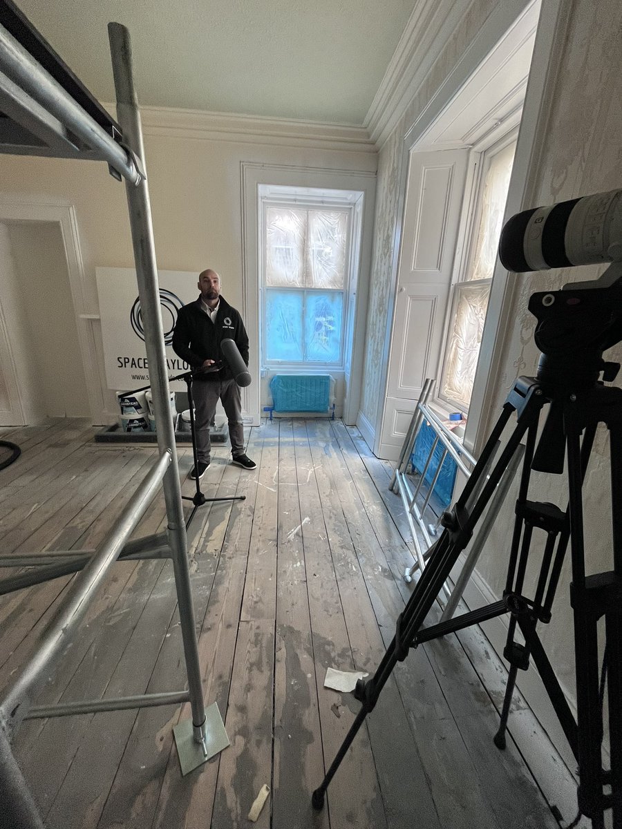It’s a filming day today here at Spaces Taylored in preparation for The Courier Business Awards.

#commercialfurniture #officerefurbishment #commercialdesign #workplaceinteriors #fitouts #refurbishments #DundeeBusinessAwards #businessawards #courierbizawards