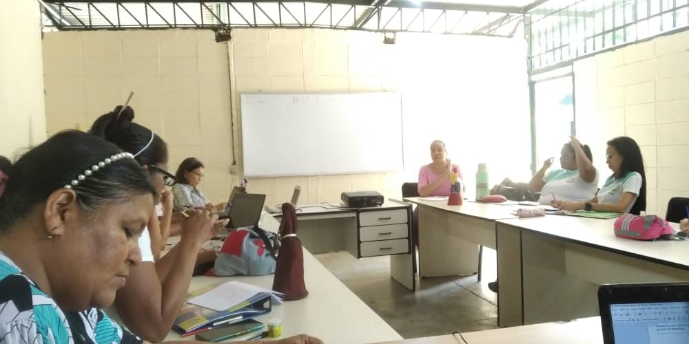 OBSERVATORIO EDUCATIVO CRIFPMA tweet media