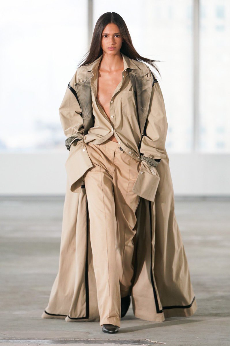 A thread with some of my favourite NYFW looks!!