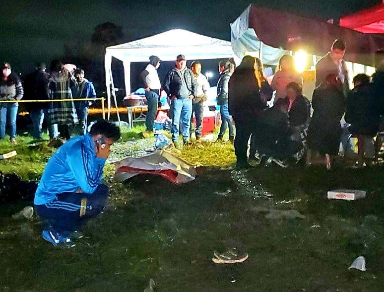 PanCalienteGT's tweet photo. #Xelafer2022 | Que tristeza que en Guatemala todo tenga que terminar en tragedia 😔 9 fallecidos y al menos 20 heridos en actividad de #Quetzaltenango. https://t.co/SD90reTOzH