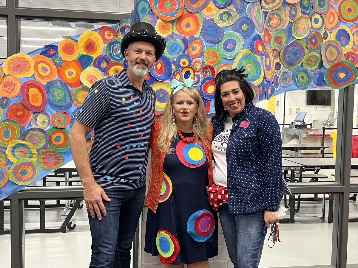 BoonPatriots's tweet photo. More Dot Day fun at Boon! https://t.co/5IpaDUoMhZ