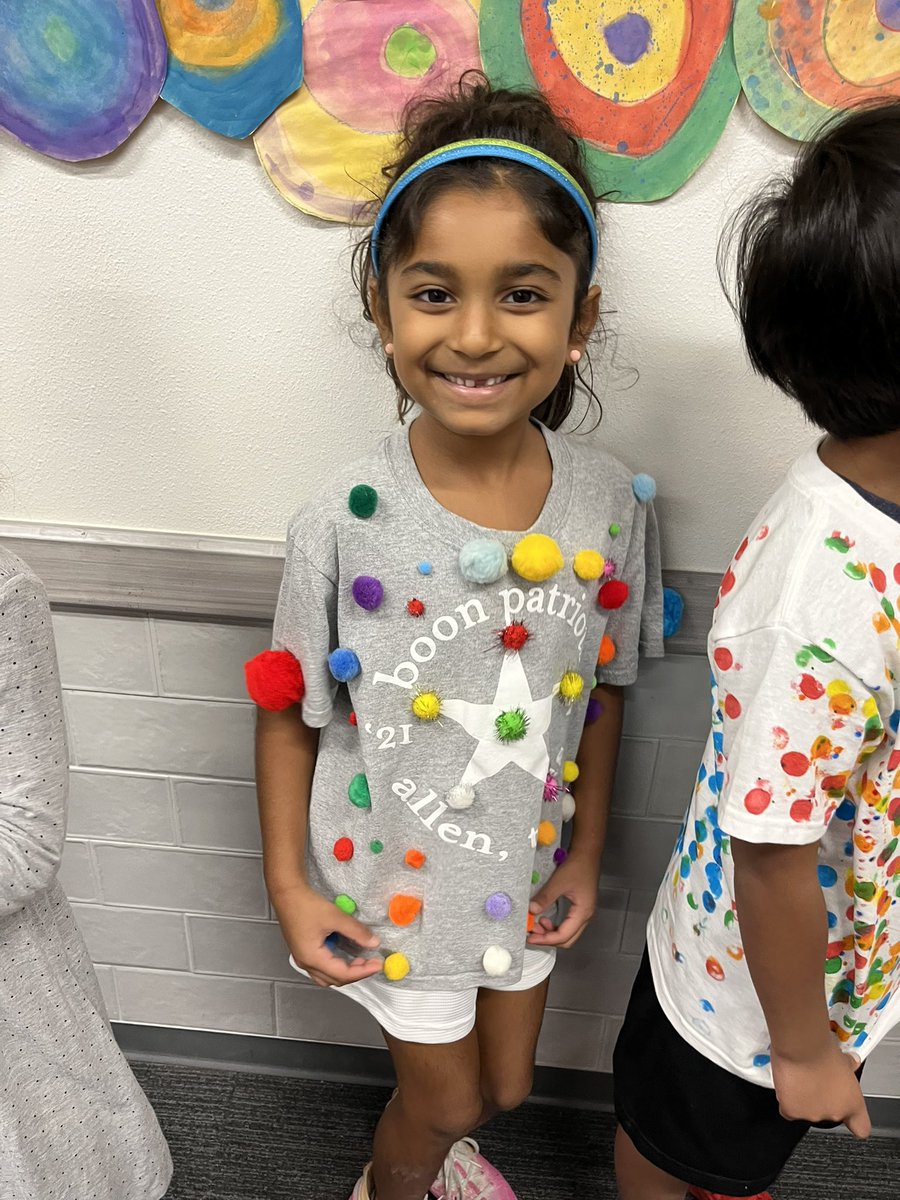 BoonPatriots's tweet photo. More Dot Day fun at Boon! https://t.co/5IpaDUoMhZ