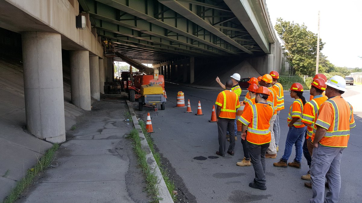 NewJerseyDOT's tweet photo. This #WorldEngineerDay, NJDOT would like to thank all the engineers working on projects both big and small. Your expertise is an important contribution to building better infrastructure. We appreciate you all. https://t.co/andBWbl0XF