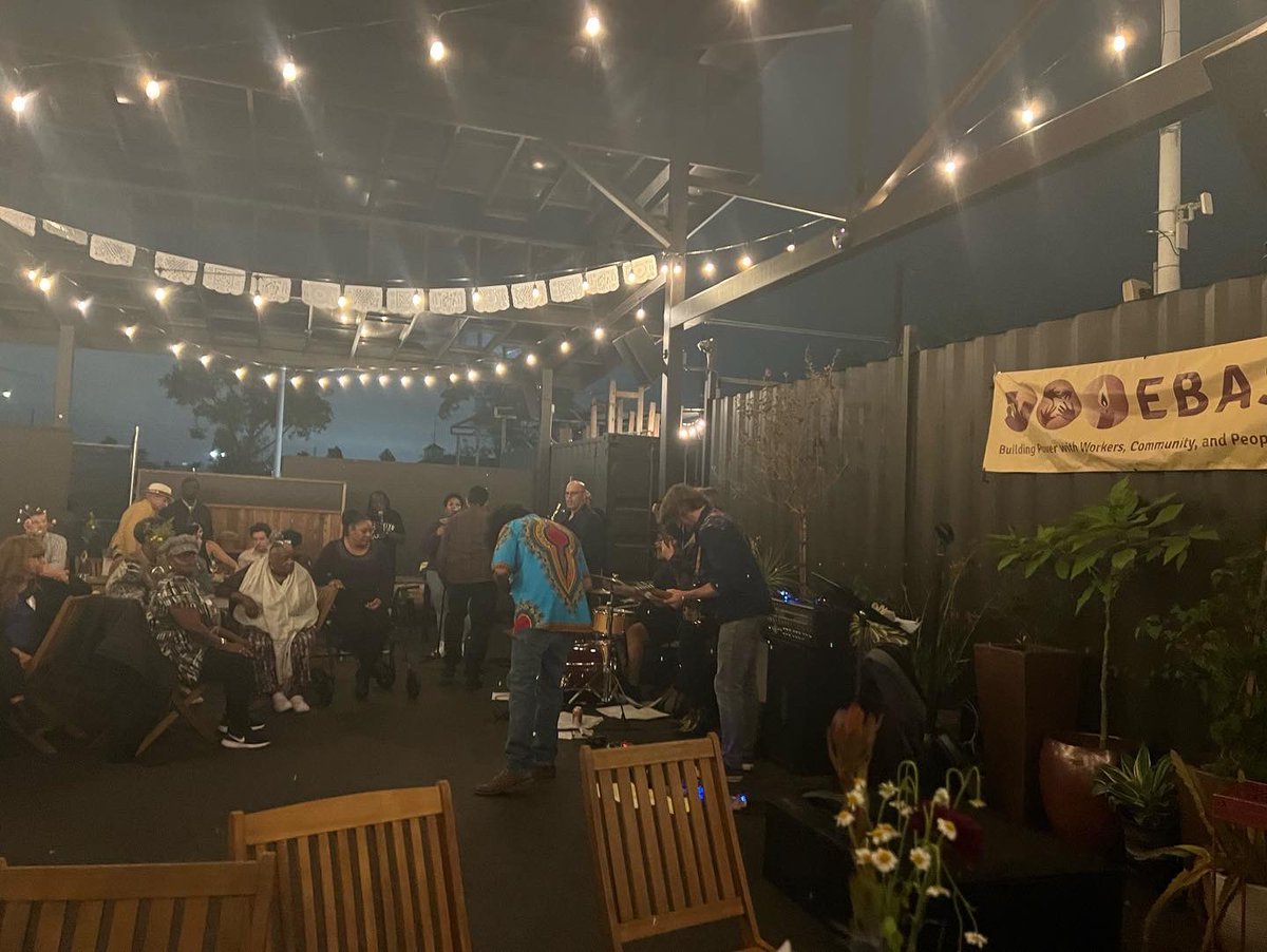 Victory4Oakland's tweet photo. Venceremos! Thanks to @workingeastbay for a great celebration envisioning the world we want today. I loved seeing friends, comrades, @Cwa9415 members and fellow endorsed candidates. #VictoryforOakland #Victoryforworkers #VoteVictory #Villanueva https://t.co/2ygQok5mwS