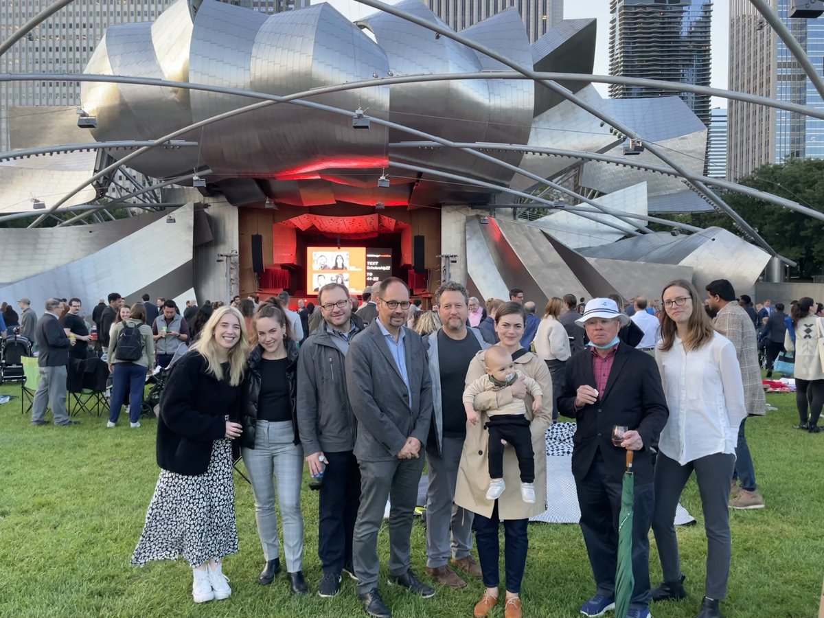 boothhansen's tweet photo. Booth Hansen had a wonderful evening celebrating design excellence at @AIAChicago's DESIGNIGHT! We are a proud sponsor at this annual event and love to see the incredible designs year after year. Congratulations to all award winners! #BoothHansen https://t.co/QYYcNbPiYT