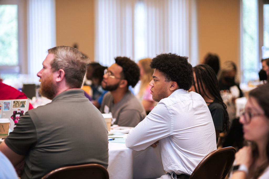 nccampusengage's tweet photo. Such insightful keynotes at #VoteSum22! Re: "Election Integrity" Rachel Clay @campusvote illuminated attempts to limit access/interfere w/elections. Charlotte City Council member @lawanamayfield discussed "Why Midterms Matter". Both reminded us of NC student power. @CLTgov https://t.co/2njh9Ube9o