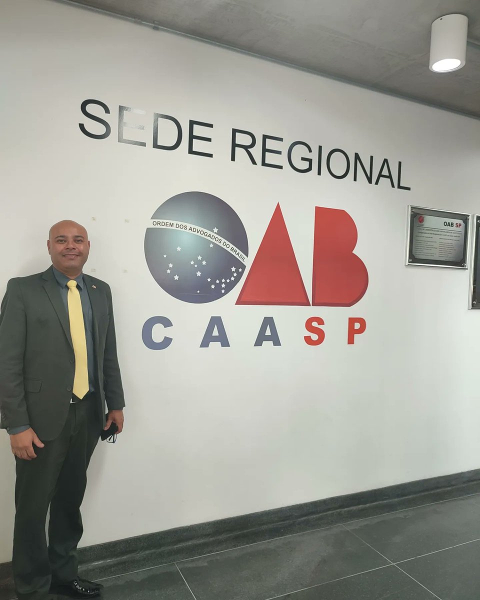 falecomwallace's tweet photo. OAB SANTO ANDRÉ SP ⚖️
#DEUSACIMADETUDO ⚖📖
"“Ao advogado compete assegurar a força jurídica aquele que não dispõem de qualquer outra.”
Dalmo de Abreu Dallari
#advogado #advocacia #advogando #advogados #minasgerais #advocaciaporamor #oabmg #advocacianapratica https://t.co/K3xbIFR8fP