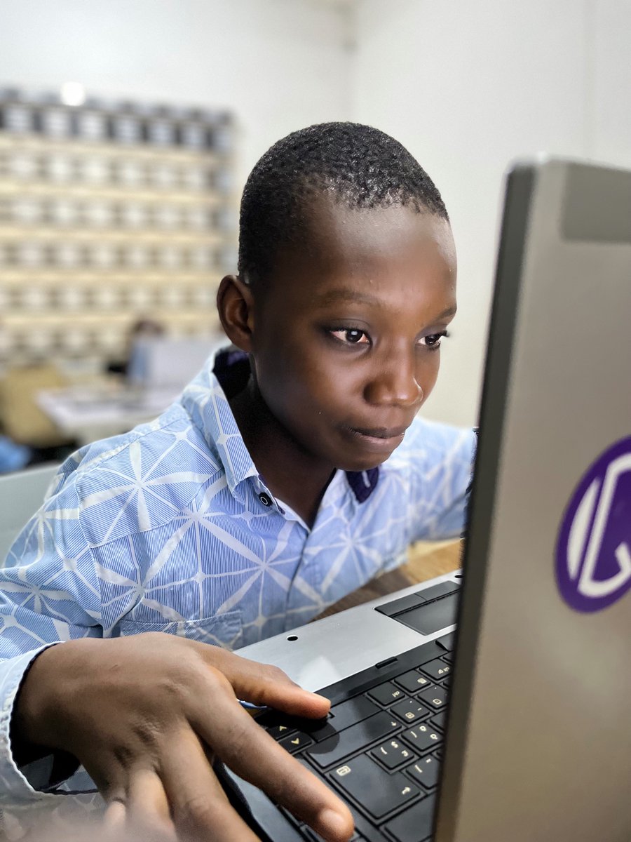 MuhammadAdekola's tweet photo. <html>
       <body>
                 Hello 👋 Twitter; 
       </body>
</html> 

My name is Muhammad, I’m a. 13 year old junior developer @malhubng 

Try to connect to my Twitter page, 

Here at MALhub we GO BIG OR GO HOME🚨 https://t.co/wBFJFURrSh