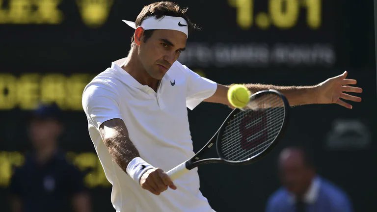 _Kartikeysingh_'s tweet photo. That singlehand backhand!
Poetry in motion for a reason.
Thanks GOAT.#LETSGOROGER #rogerfederer https://t.co/wg3XszEGyO