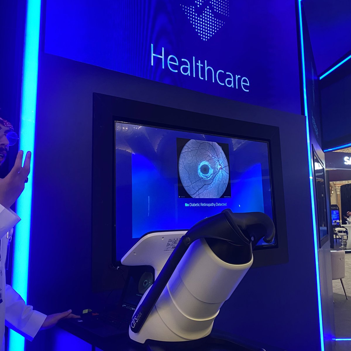 lk164_'s tweet photo. Just wow !!! 
#GlobalAISummit https://t.co/ryvI3n149H