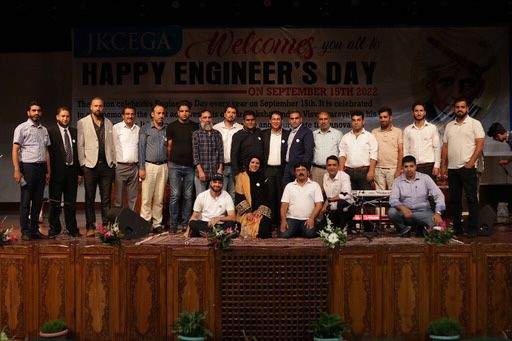 ErGulzar_'s tweet photo. @jkcega celebrated Engineer’s day by way of “SAMKHUN OF ENGINEERS” at Conv. Center of #Kashmir Univeristy  in which the outstanding contribution of #Engineers in the development of J&amp;K over the years was highlighted and appreciated.
@anbreenanjum @ErGulzar_ @kralkoor 
@IrshadCh_ https://t.co/P58yCh8MHy