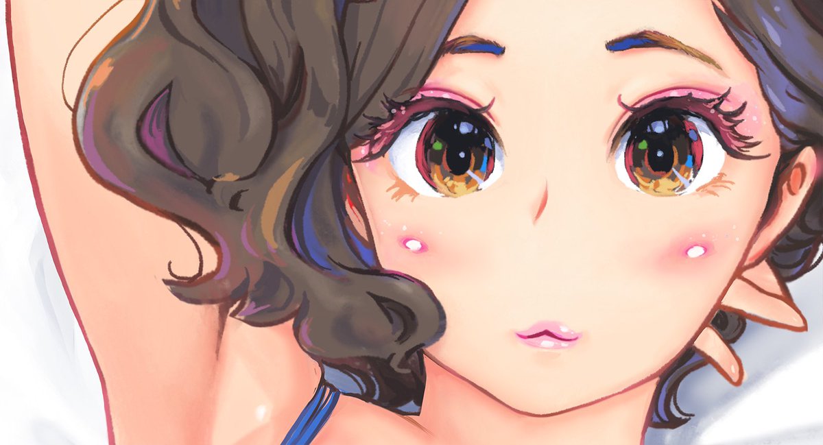 合わせて初代見栄子抱き枕カバーも久々の再販です。こちらも要チェック。特製ふんわり素材で抱き心地も良しです❤️
小武総本家BOOTH 初代見栄子抱き枕カバー
https://t.co/H2lExzLdsf 