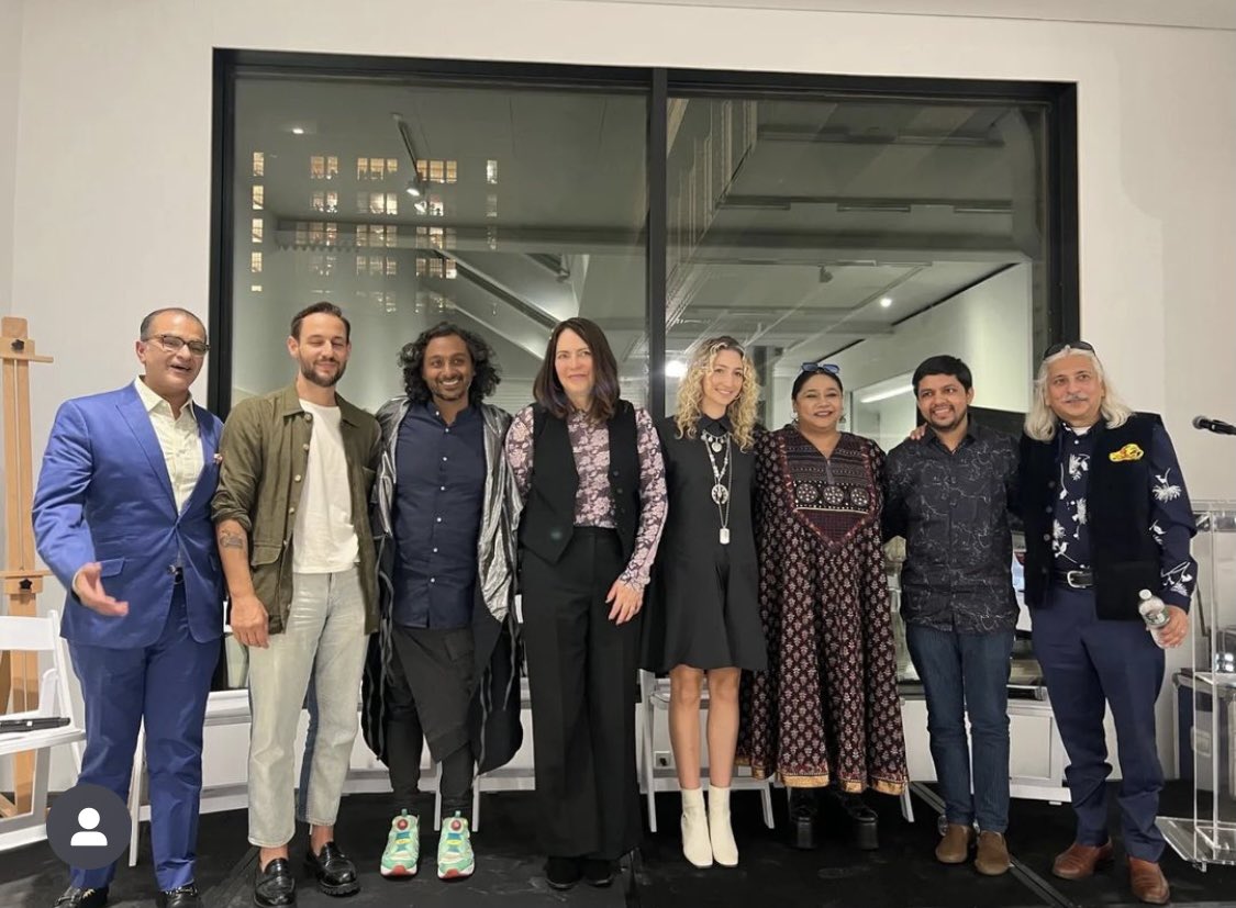 harshitrnnh's tweet photo. It’s been very special to be back in New York and meeting wonderful people i’ve been working with for years now ❤️ At the Techné Disruptors show with @PattieMaes @medialab @mpierpont3 @sofiagarcia_io @briantrunzo @raghavakk @KunalSood curated by @MynaMukherjee @engendereddelhi✨ https://t.co/wc4uvZqk8r