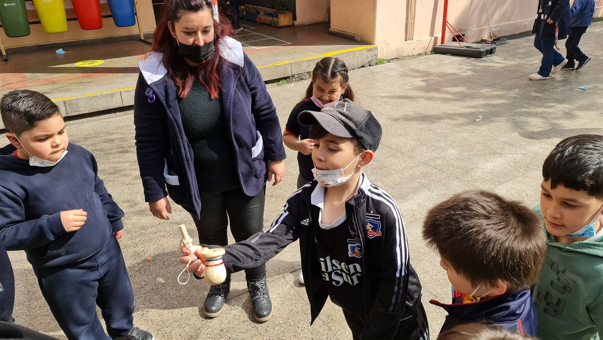 Liceo San Francisco de Quito (Ex Escuela N°18) tweet media