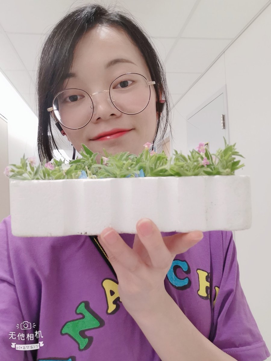 Very excited to share our newest mimulus study on Science advance. science.org/doi/10.1126/sc… 

Wow!  my first tweet is for my first paper on mimulus, and the first paper on flower color. Keep going...