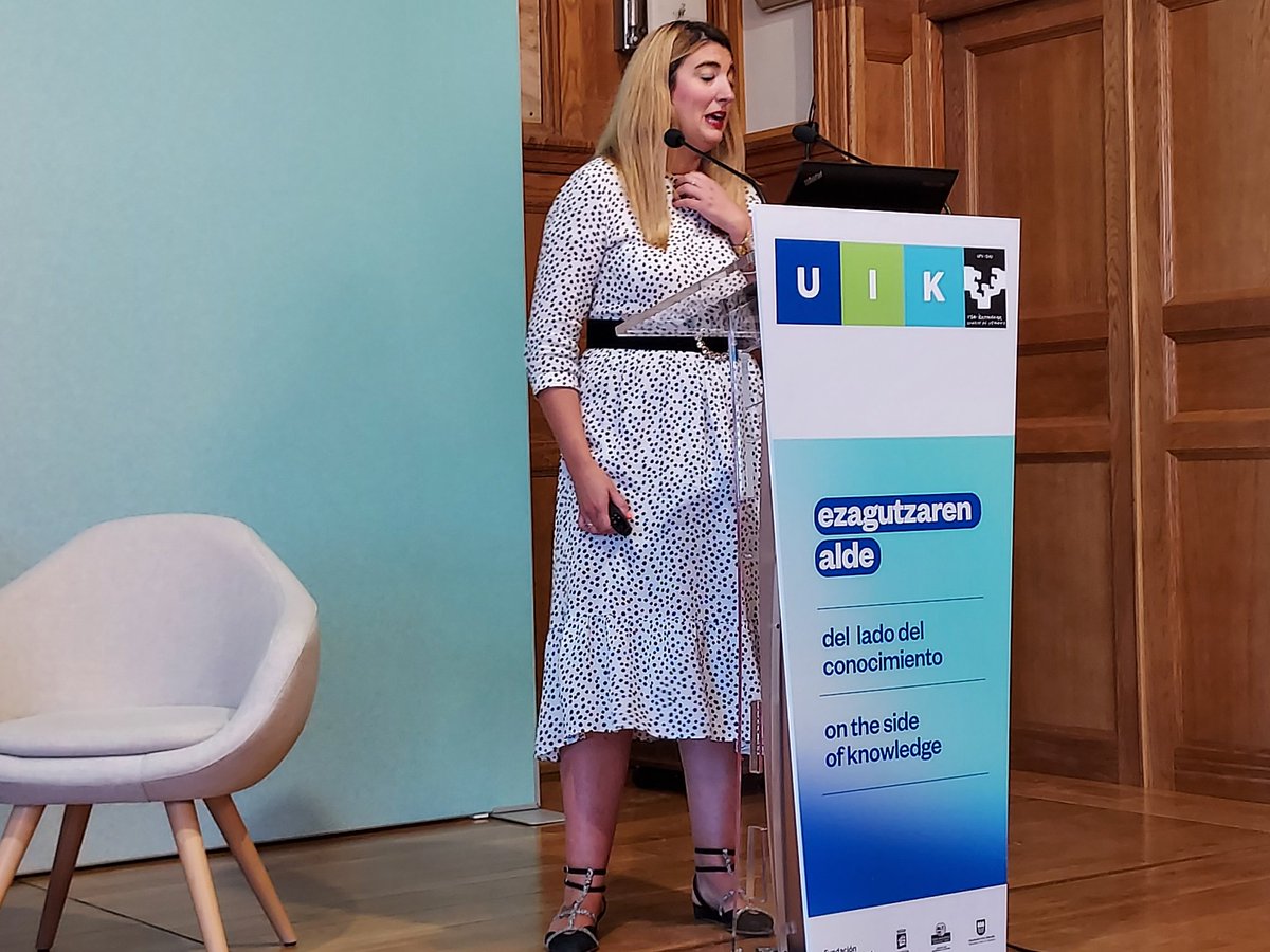 jsantamariaglez's tweet photo. Turno ahora para @ArantxaPicon de @santamarinaospi, hablando de #SaludDigital como palanca de cambio para generar valor
#eHealthDonostia2022
"No siempre podemos curar, pero siempre podemos cuidar"
¡Qué bien que desde @Grupo_init colaboremos juntos en #Cronicare! https://t.co/OB3IxARKad