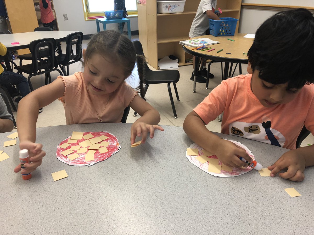 Mamma Mia! We used our red circle from last week and our yellow squares from this week to create a pizza! 🍕 <a href="/MiniCougars/">MiniCougars</a>