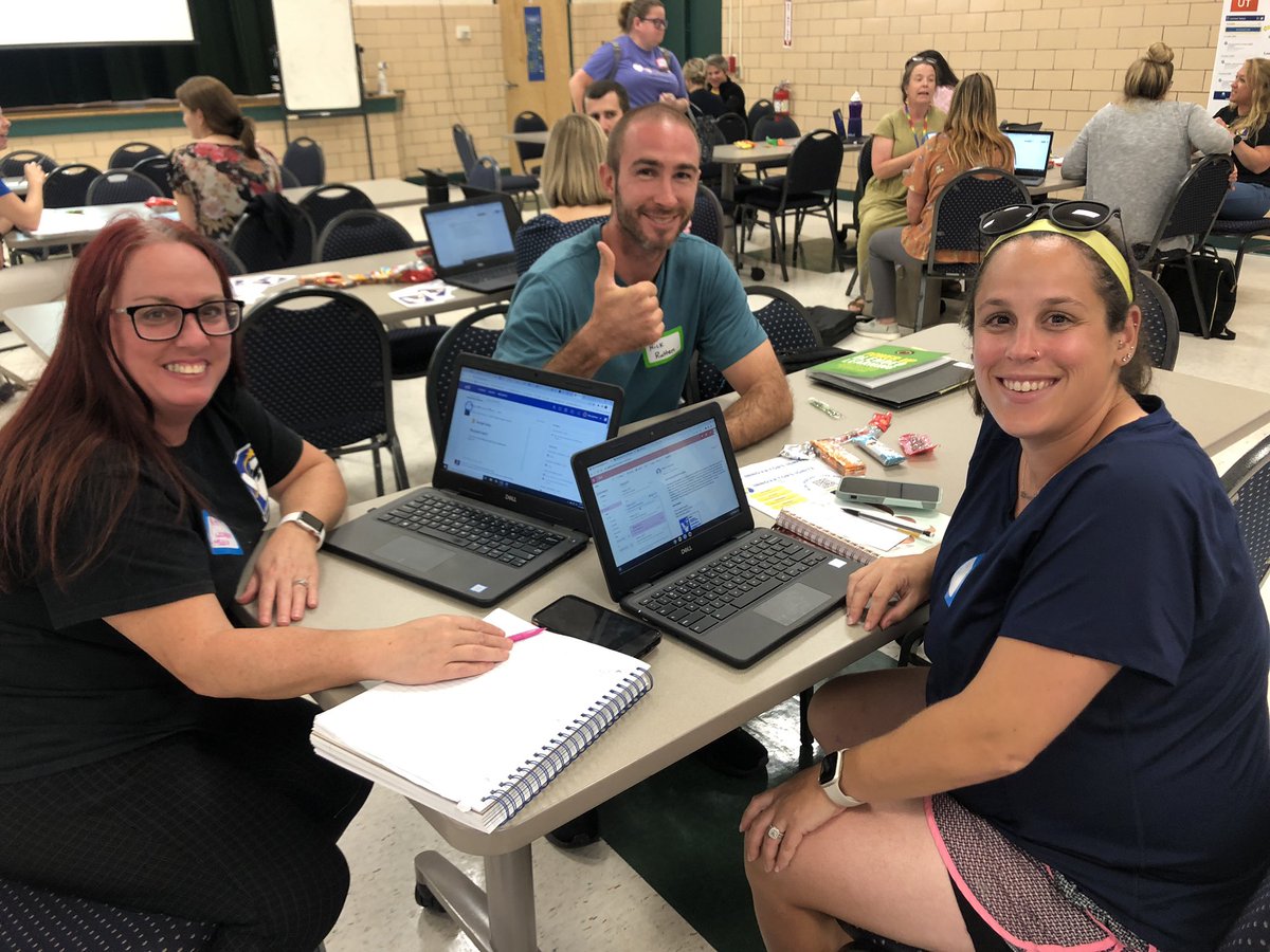techtimetony's tweet photo. Last night #FCPSVanguard kicked off with coaches meeting the new Vanguards they will coach. It was great connecting with these #FCPSPE and #WeAreVPA Vanguards! You’re in good hands this year! https://t.co/NS1rquBQDp