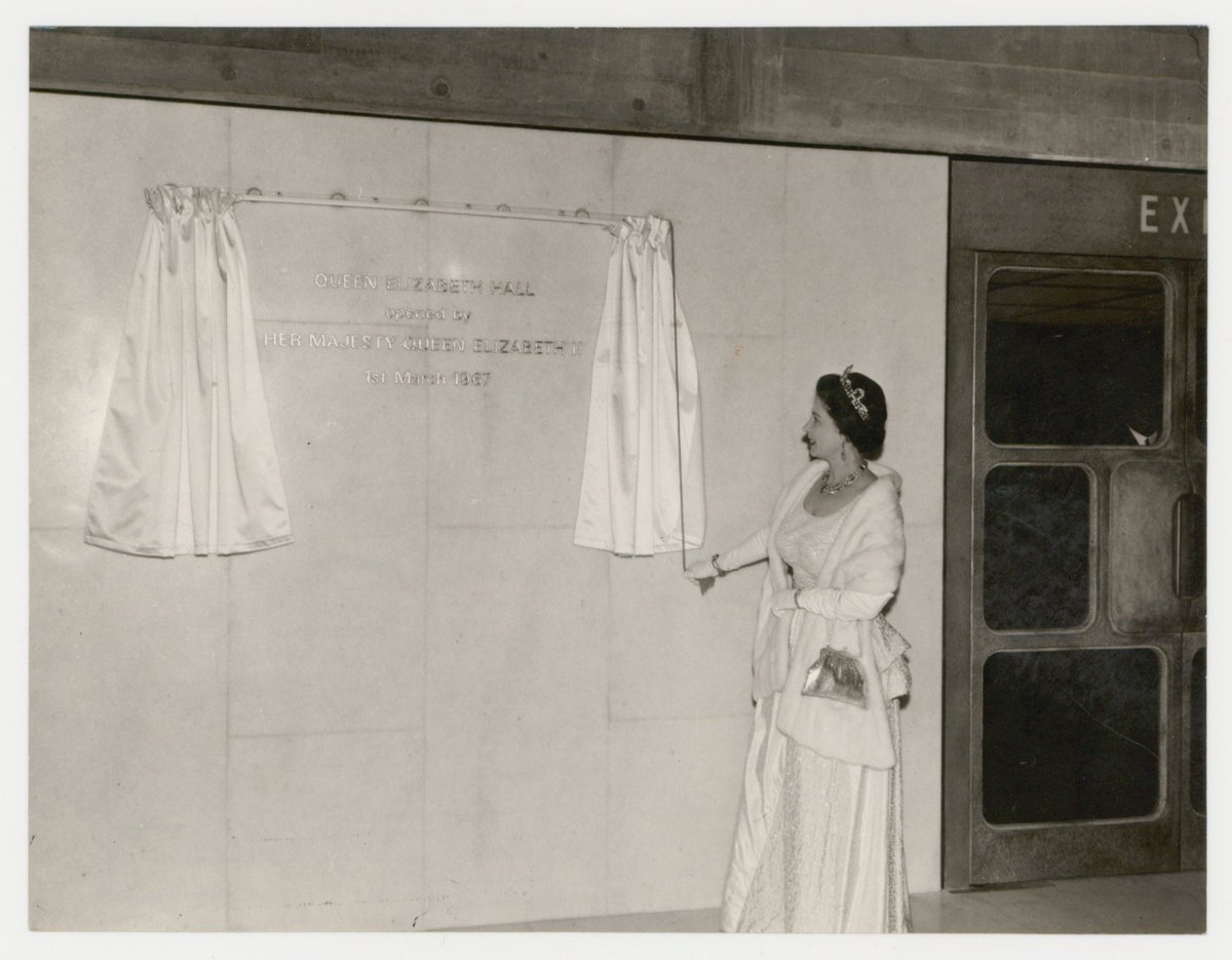 A supporter of classical music, painting and dance, Her Majesty The Queen opened our Queen Elizabeth Hall and Purcell Room in 1967. She would return a year later to open the Hayward Gallery. 🔗Click the link to learn more: bit.ly/3QKgA4j