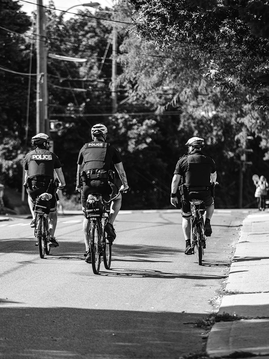 jamesramertps's tweet image. Thank you to Toronto’s residents for the support expressed for our members. Despite the shock and grief felt in the hours and days after the fatal attack on one of our own, ⁦@TorontoPolice⁩ officers put on their uniforms and continue to do their best to serve our city.