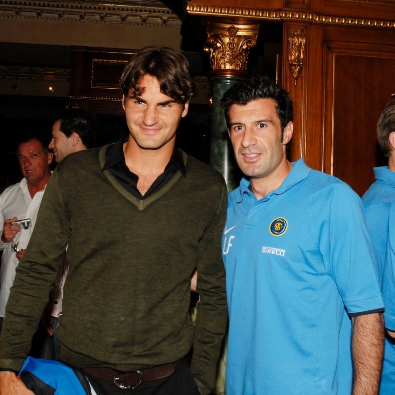 Inter's tweet photo. Quante emozioni, Re 👑
Grazie di tutto, @rogerfederer 🖤💙🐐 https://t.co/crT0XX3UPZ