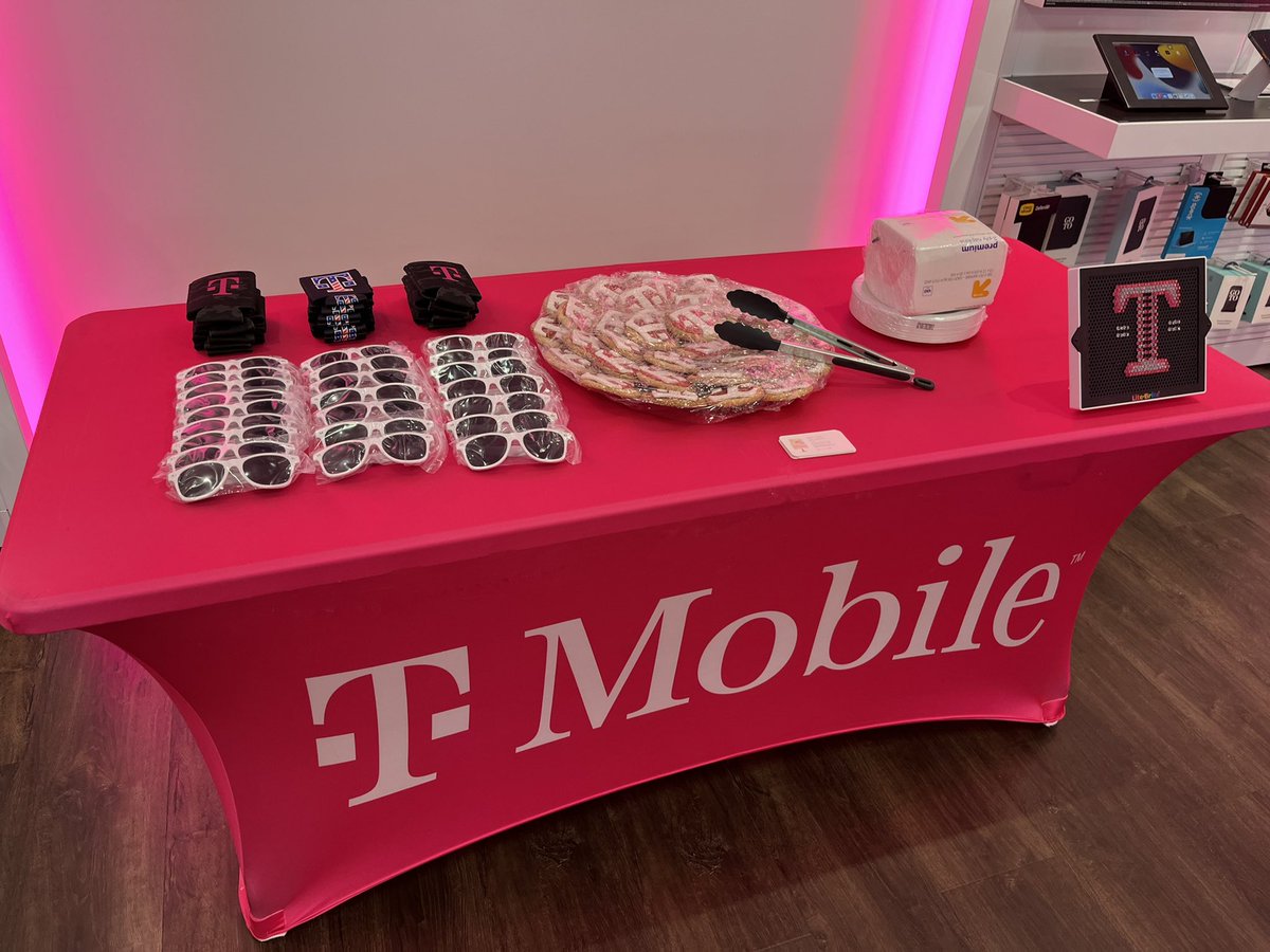 Join us in Titusville today from 11-4 for our Grand Opening Celebration. Ribbon cutting at 11:30 am. Food, games, and fun! And the largest, fastest, most reliable 5G network!