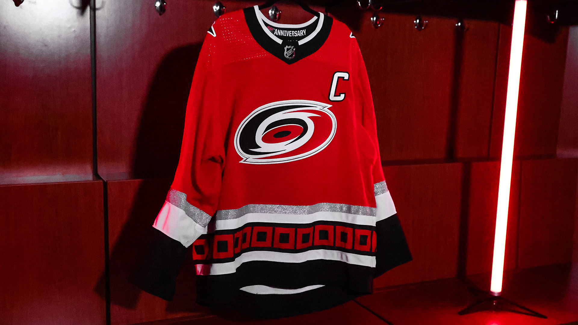  Carolina Hurricanes 2022-23 25th Anniversary Men's