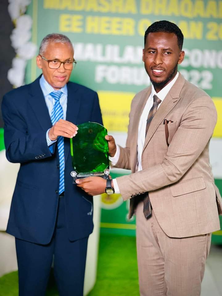 nia_somaliland's tweet photo. On the 14th of September 2022, the @SomalilandEcon2 which lasted for three days was officially closed, and the individuals who played a major role in the preparation and organization of the Somaliland Economic Forum were honored.
#Somaliland
#REF2020
#NationalInsuranceAuthority https://t.co/r1P3uxehgo