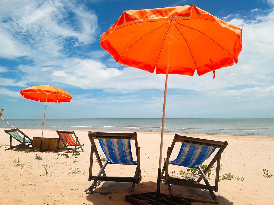 RandomAsia's tweet photo. Hua Hin is one those amazing places to visit 👙🌊🌴✌️🌅✨📷🍃💦 One day only 625 Baht

More details: https://t.co/CVNZHIoMS1

#randomtravelasia #thailand #Huahin #หัวหิน #bikini #island https://t.co/NCtvCro4kI