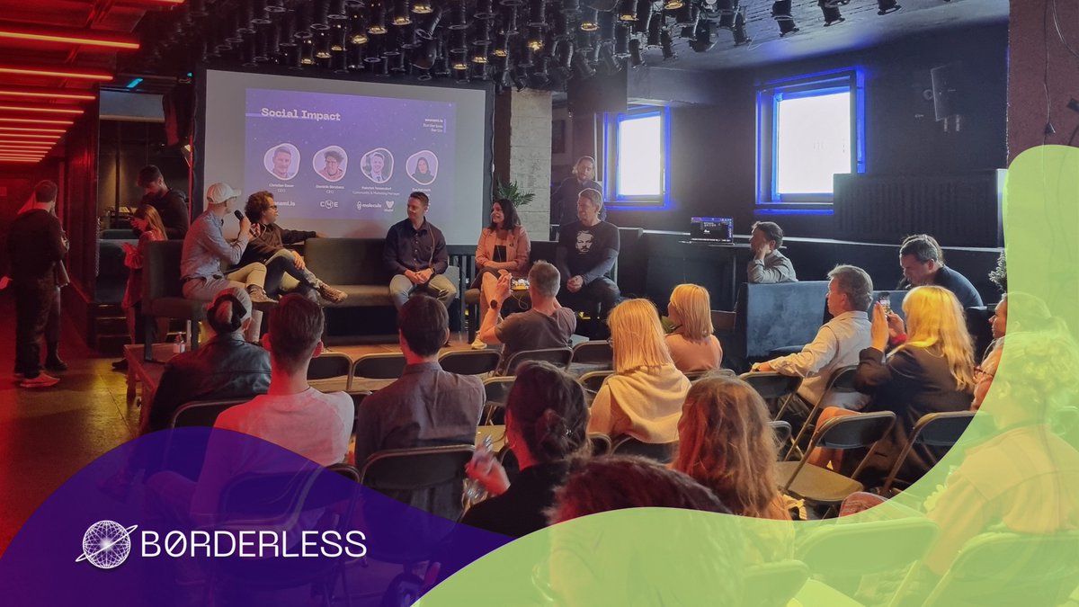 EventBorderless's tweet photo. ๐ #BorderlessBerlin has continued with an ๐๐๐๐๐๐๐๐๐ panel!
๐ฃ ๐๐จ๐๐ข๐๐ฅ ๐๐ฆ๐ฉ๐๐๐ญ
๐ฃ๏ธ @christiansauer
๐ฃ๏ธ @DSkrobacz
๐ฃ๏ธ @Heintess_GM
๐ฃ๏ธ @ZoeCatherineF https://t.co/VbEy3qUqiC
