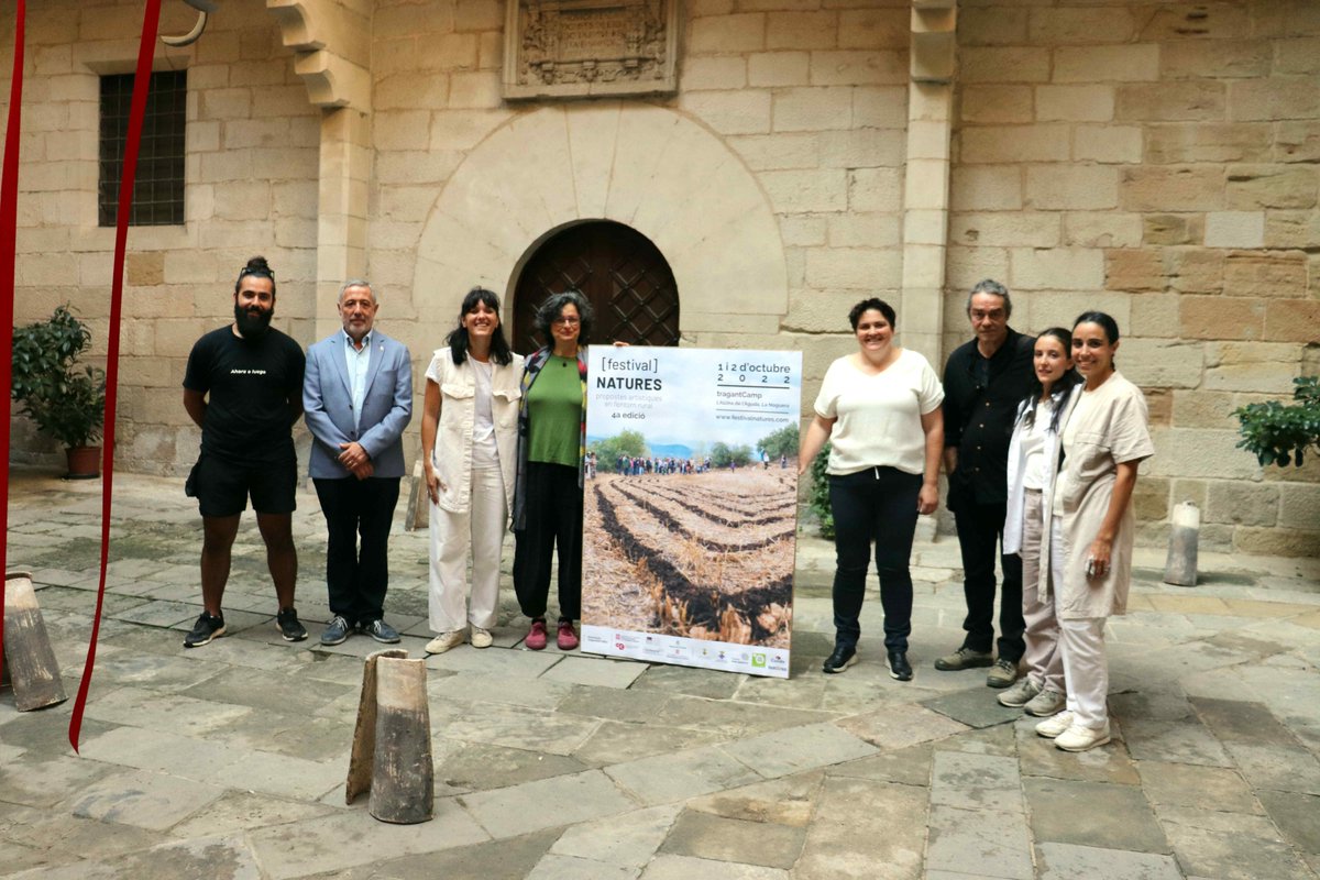 DiputacioLleida's tweet photo. 📢L'Alzina de l'Aguda acull l'1 i el 2 d'octubre el [festival] NATURES amb 17 propostes de dansa, arts escèniques i arts plàstiques, amb el suport de l’@IEILleida
✔️Avui s'ha presentat a l'IEI amb la vicepresidenta Estefania Rufach
👉https://t.co/ellt4ox3cZ
#laforçadelsmunicipis https://t.co/ndjoPR8vhL