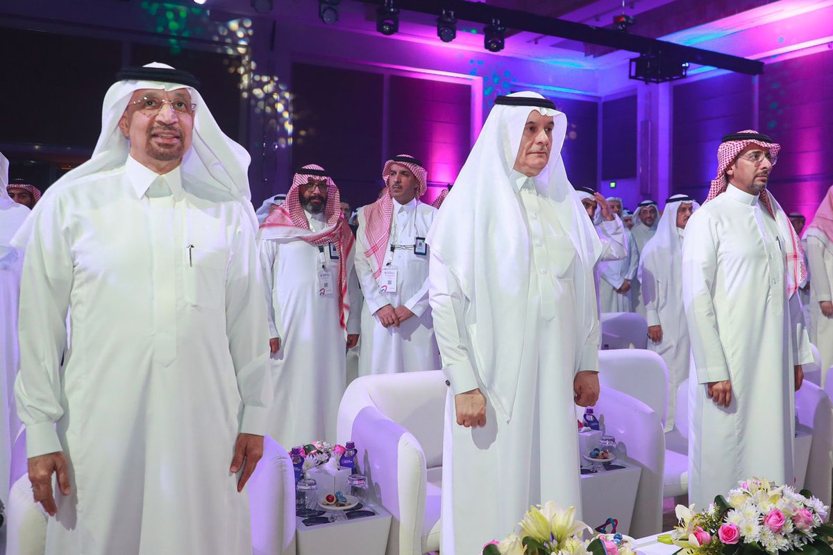 ahmad_sharqi's tweet photo. المملكة تقود العالم وترسم خارطة مستقبل التحلية في أكبر تجمّع عالمي لقادة وخبراء مجال التحلية في مؤتمر Future of Desalination.
سعيد أن أكون جزءا من هذا الكيان العظيم الطموح لريادة الابتكار وصناعة المستقبل.
#FDIConf
#المستقبل_يبدا_من_الرياض https://t.co/pSHohq2EaP
