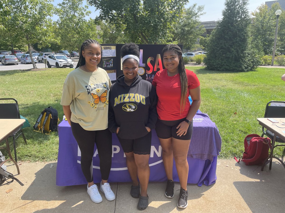 MizzouBPLSA's tweet photo. Thank you so much to everyone who visited our table at Fall Fest and the Involvement Fair this week! We enjoyed meeting each and every one of you and hope to see you at our next meeting on September 22nd! https://t.co/NQMLATMhD7
