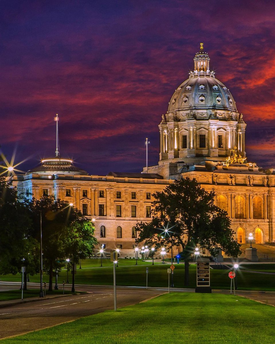 SaintPaul's tweet photo. POV: You're on a tour of the #MinnesotaStateCapitol in #MYSAINTPAUL and you look up to admire both the art and architecture. 🏛️

📸 Photo #1 captured by traveling #photographer @habashy
📸 Photo #2 captured by @pikatchung on their very first trip to the midwest https://t.co/ELqCif9XmZ