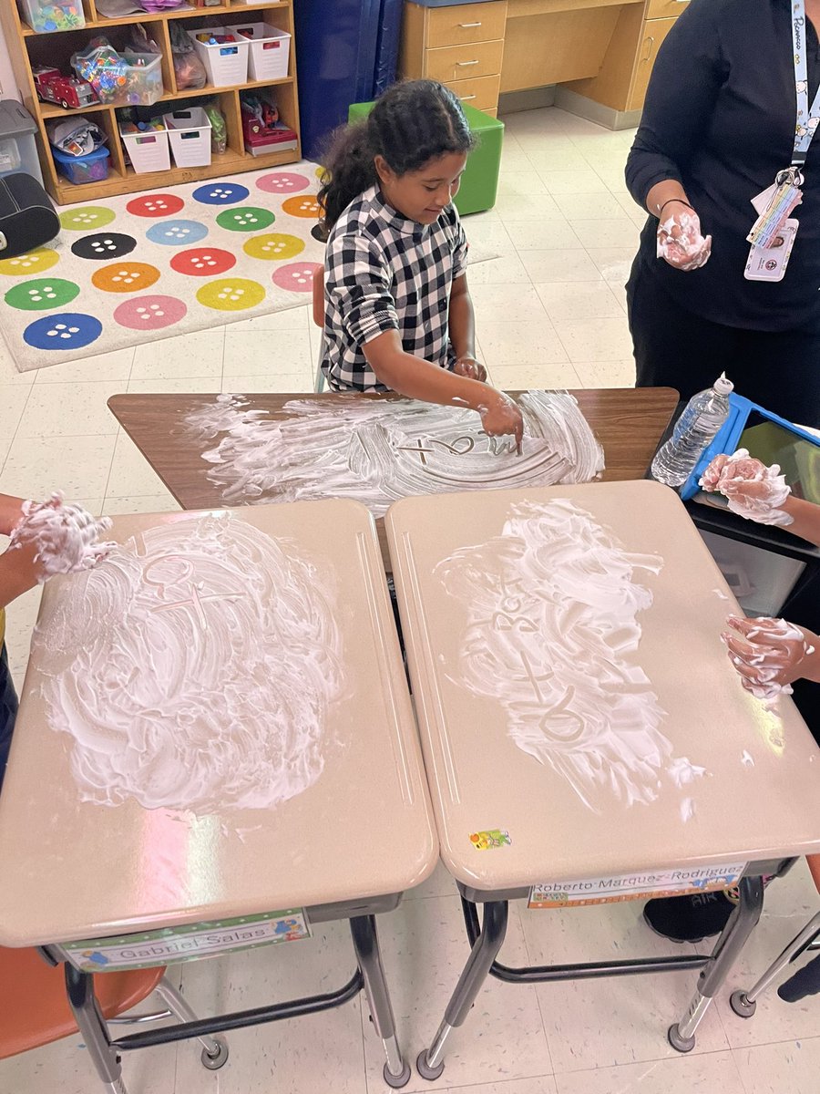 Jennifer Zanayed tweet media