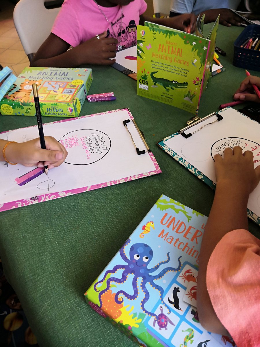 LSKlearning's tweet image. My young #StudentExplorers using books, puzzles and games to explore what they are #curious about! Entering the #ExplorerMindset Adventure with the toolkit - media.nationalgeographic.org/assets/file/Ex…💛