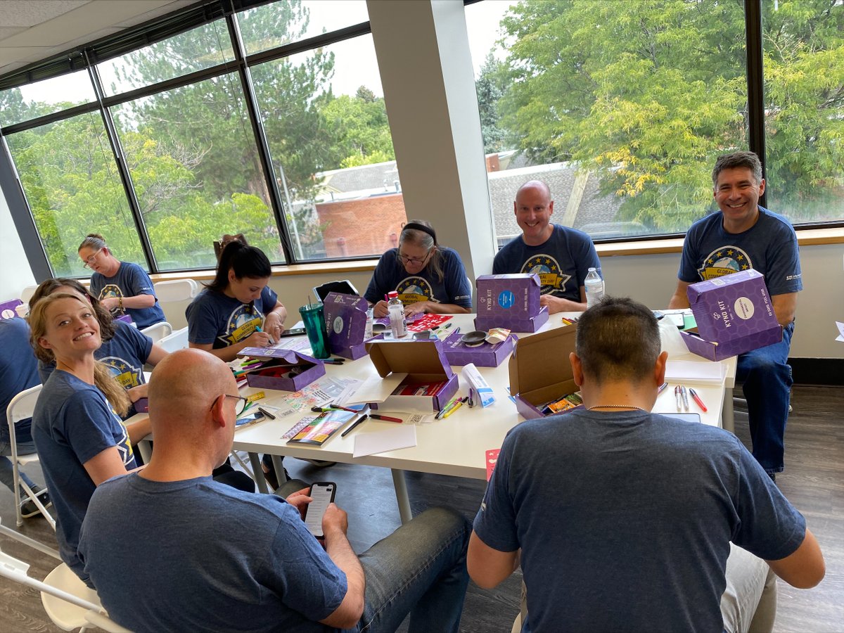 insulationintel's tweet photo. JM Insulation Systems volunteers celebrate #GlobalCommunityService 🌎 by packing Kynd Kits this week with Project Helping.

Do Good. Feel Good. ❤️

#JohnsManville #InsulationSystems #CommunityService https://t.co/ZopACdEC1Y