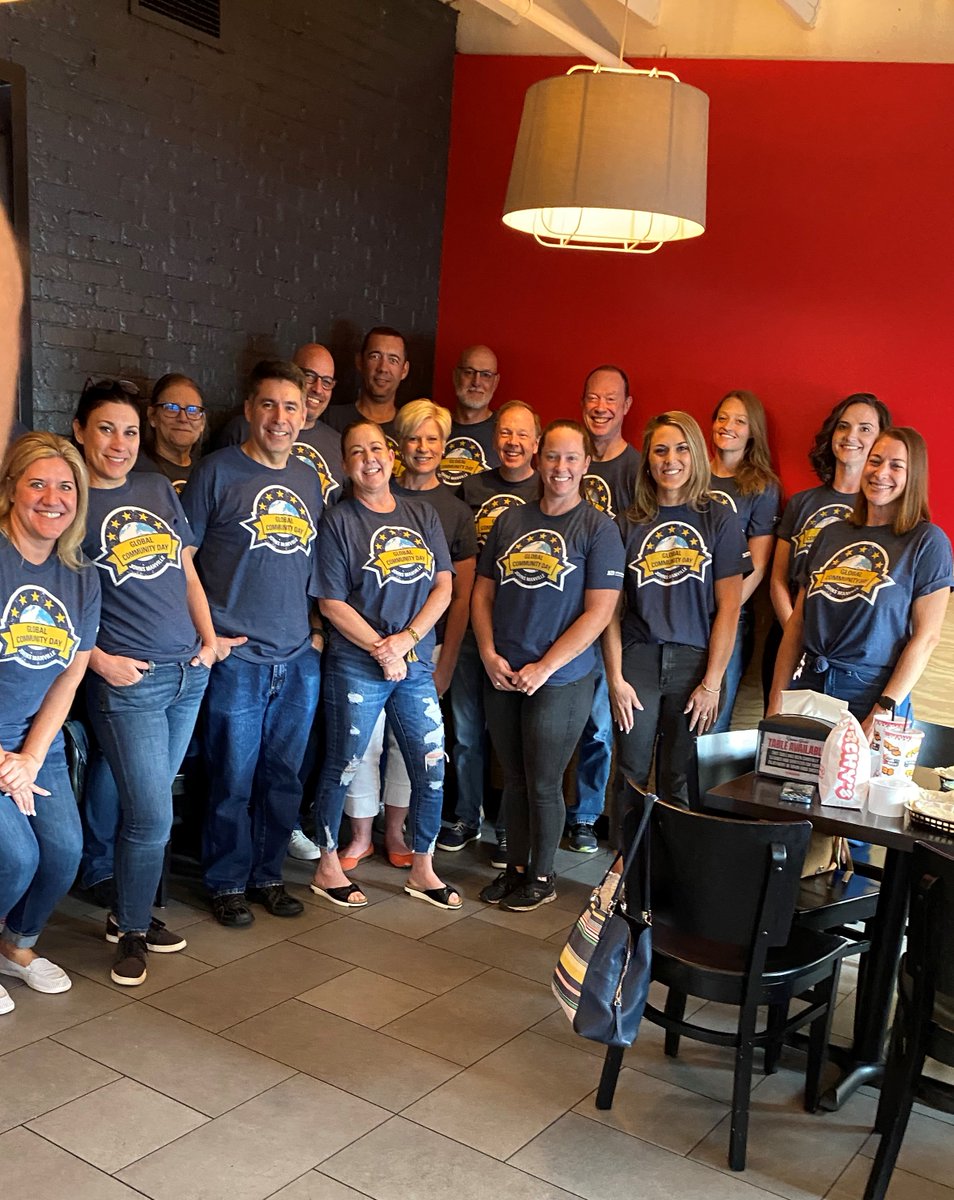insulationintel's tweet photo. JM Insulation Systems volunteers celebrate #GlobalCommunityService 🌎 by packing Kynd Kits this week with Project Helping.

Do Good. Feel Good. ❤️

#JohnsManville #InsulationSystems #CommunityService https://t.co/ZopACdEC1Y