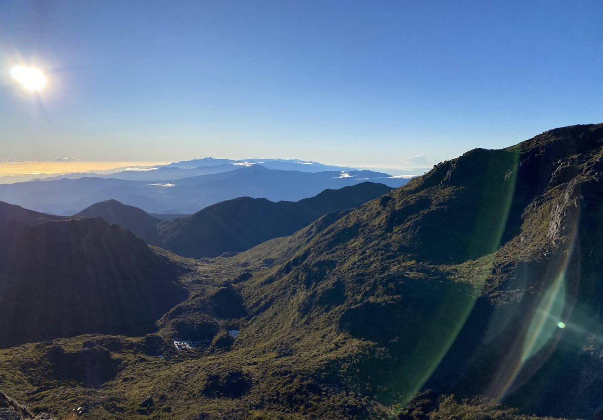 Dimerca1's tweet photo. Felices y agradecidos por haber nacido en este país.
¡Feliz independencia Costa Rica!💙🤍❤️

Fotos: Parque Nacional Chirripó ⛰️
#CostaRica #independenciacostarica #Chirripó https://t.co/s8mEwtNDE3