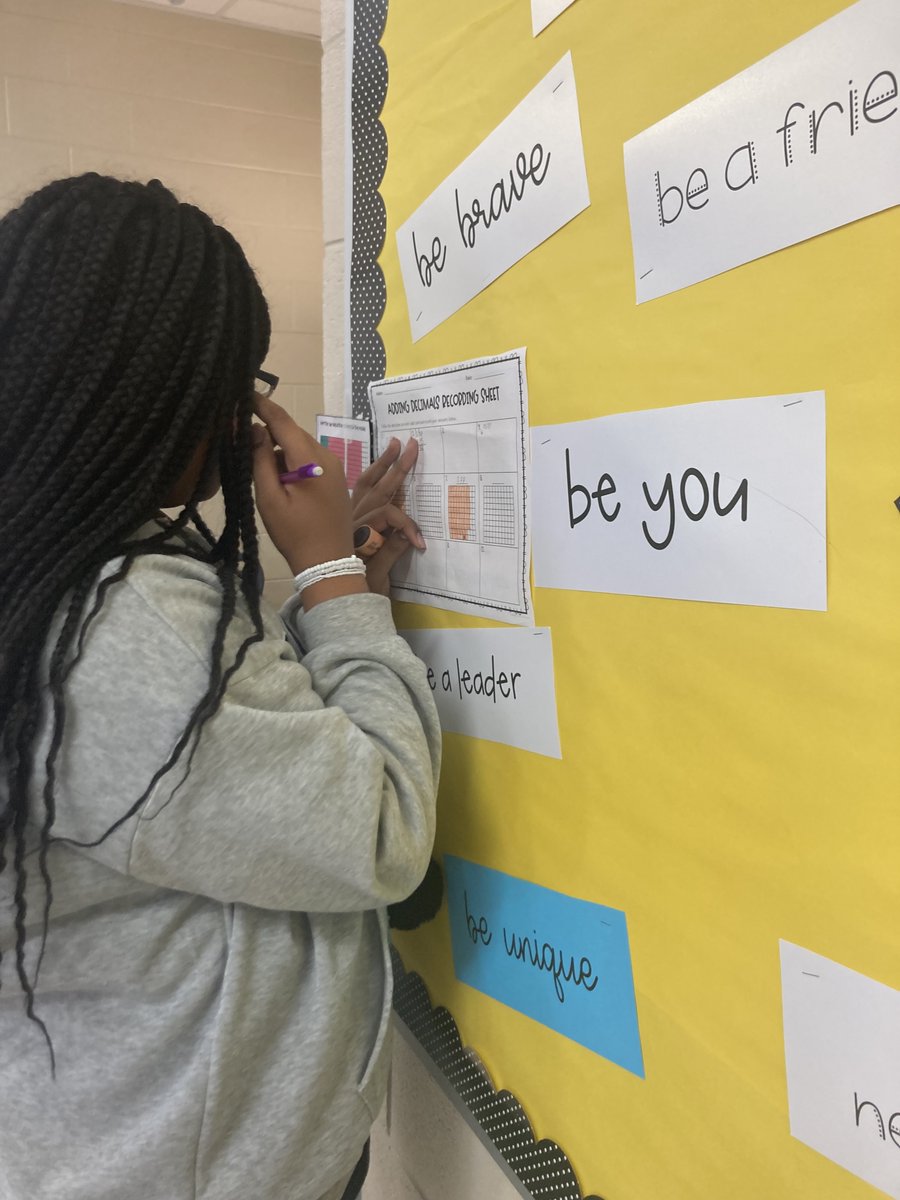 lemsleopards's tweet photo. Students in Mrs. Pacheco's class have been working hard adding and subtracting decimals! https://t.co/iIv3EKDXXR
