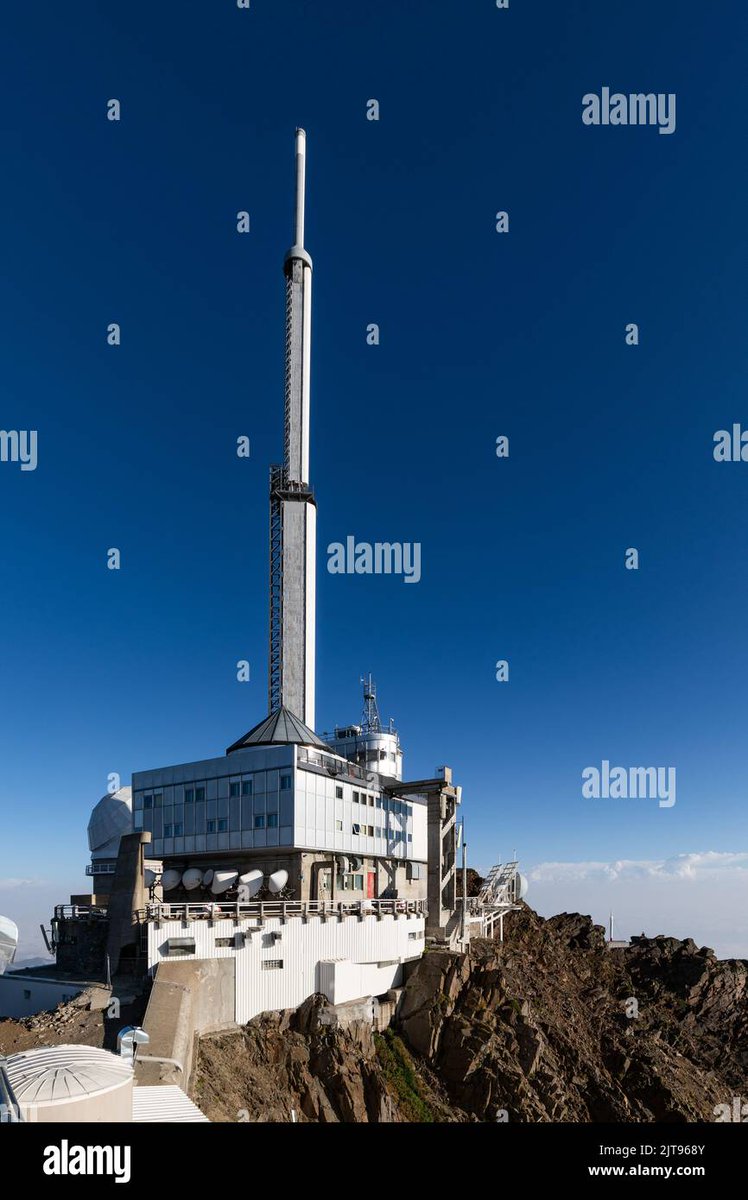 NicoChapman's tweet photo. Stock Photo - Radar du Pic du Midi de Bigorre https://t.co/JvjcmZnXuw https://t.co/EYBuD6F6Rv