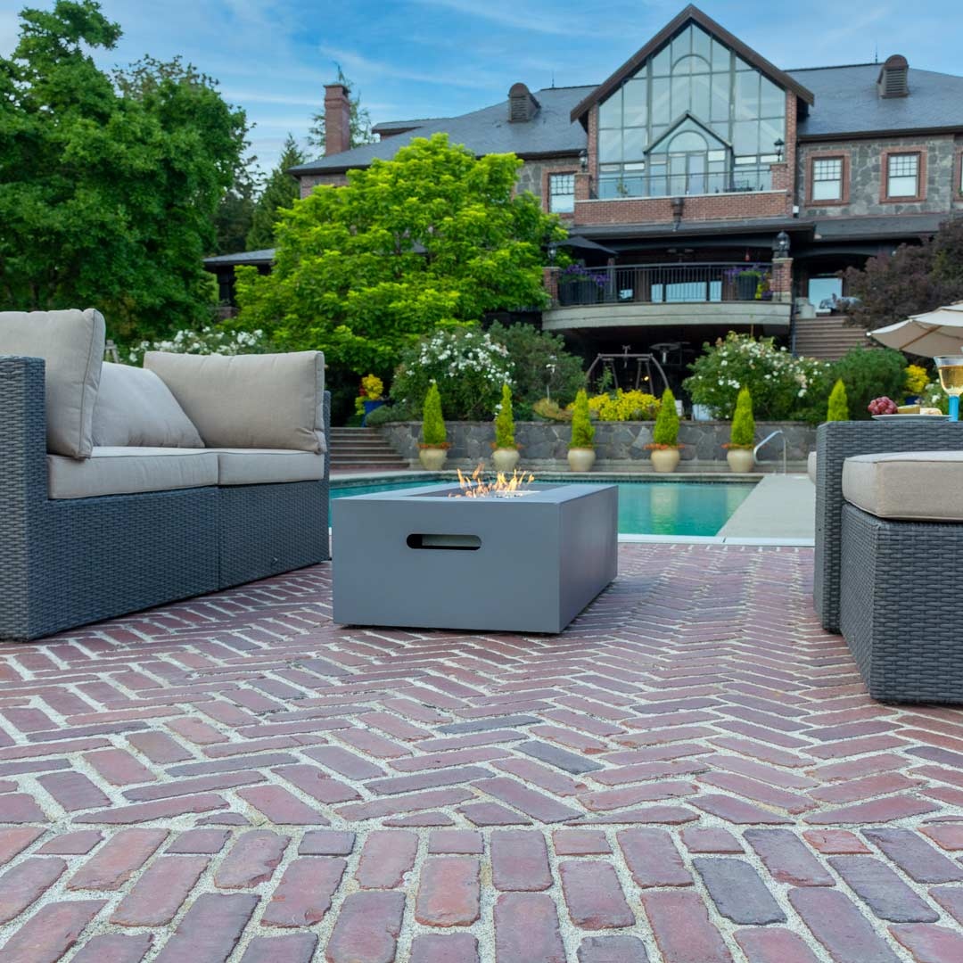 paramounthome1's tweet photo. https://t.co/OF5aYHQvvh
The Paramount Concrete Look Aluminum Fire Table is the perfect addition to any medium or large patio or backyard. Ships free!
#jrhome #paramount #firepit #firetable #firepitcanada #outdorrliving #outdoordecor #patioflare #outdoorheating #deck #patio https://t.co/X2vbrv82JB
