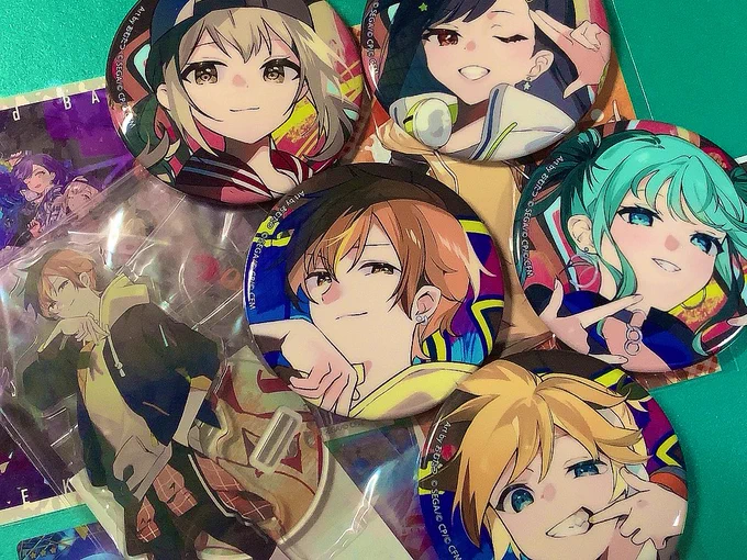 届いた〜!!!缶バくん当たってめっっっっっちゃ喜んだ好き…… 