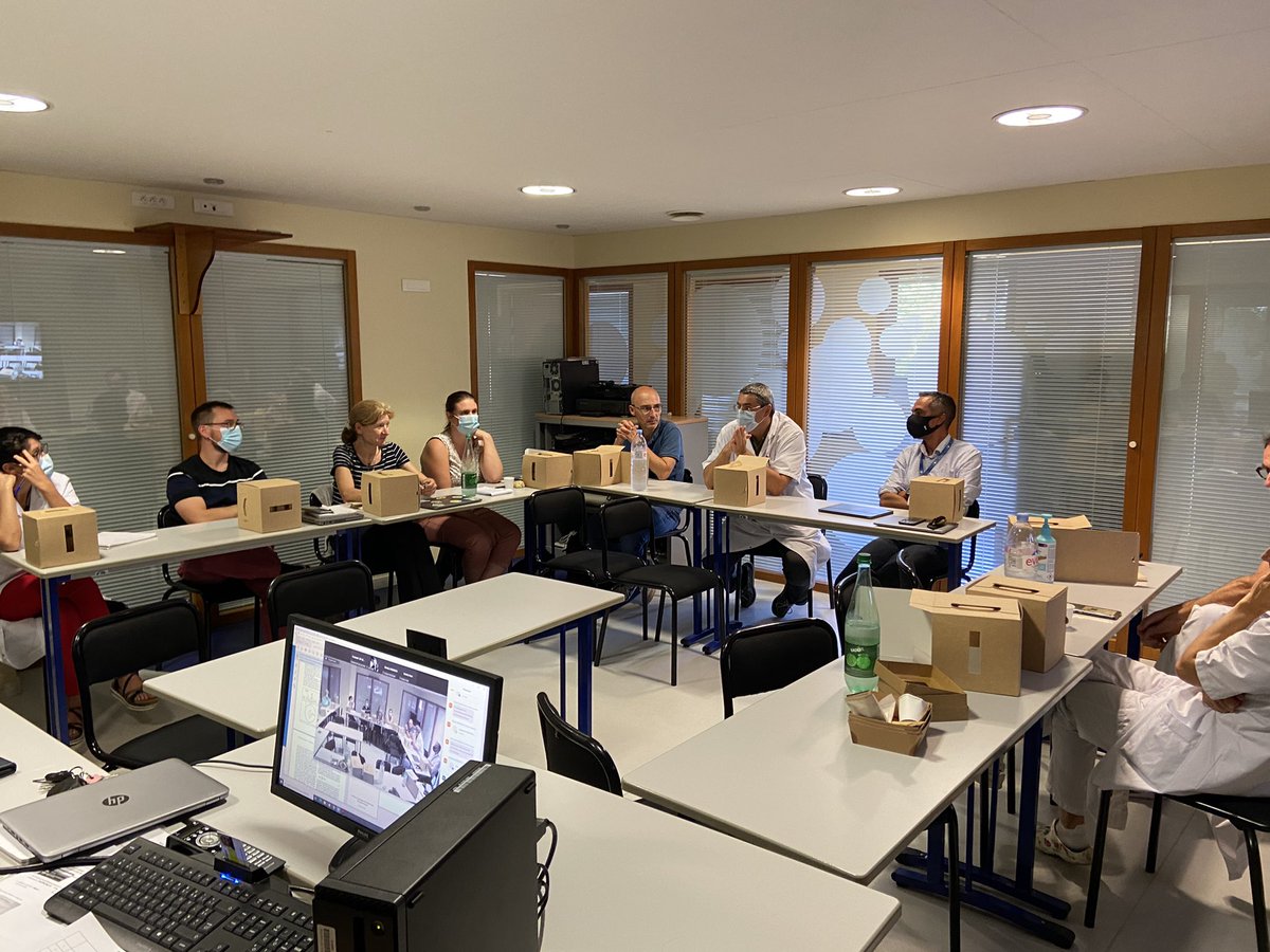 C’est la rentrée pour <a href="/lung_o2/">LUNG_O2</a>. Aujourd’hui se tenait un atelier d’échange qui a permis de très intéressantes discussions entre 2 expertise très différentes : la biologie et l’ingénierie.