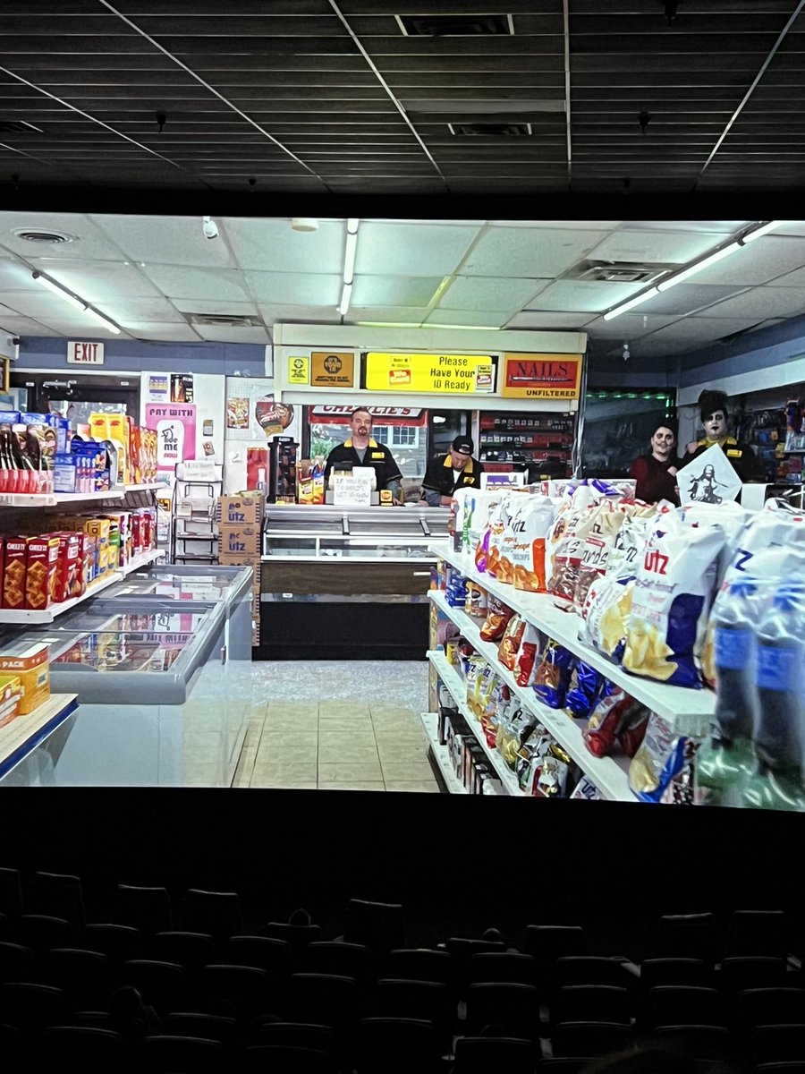 MsAlyKay's tweet photo. @ThatKevinSmith I was not expecting to cry the way that I did. Thank you for creating something so beautiful with the characters I grew to love and all the laughs as well. 😭💛 @ClerksMovie  is everything and more. https://t.co/HDRjKiZHQK