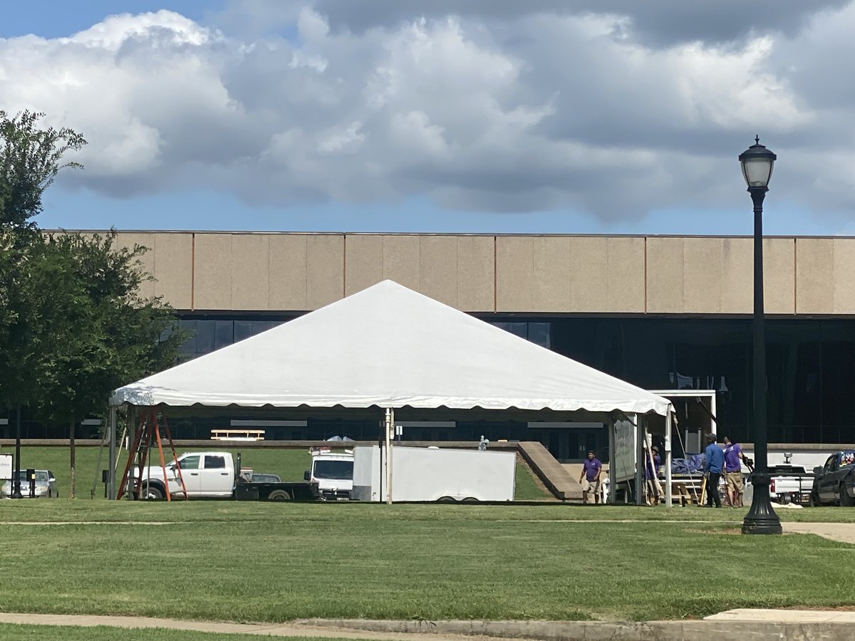 You may already know that we provide tenting for the TN Titans, but did you know we do MTSU Athletics too?  Don't leave your next event to chance!  Call us for your game day needs! @GrandCentralinc @Titans @MT_FB 
#middletennesseestateuniversity #trublue #goblueraiders #gameday