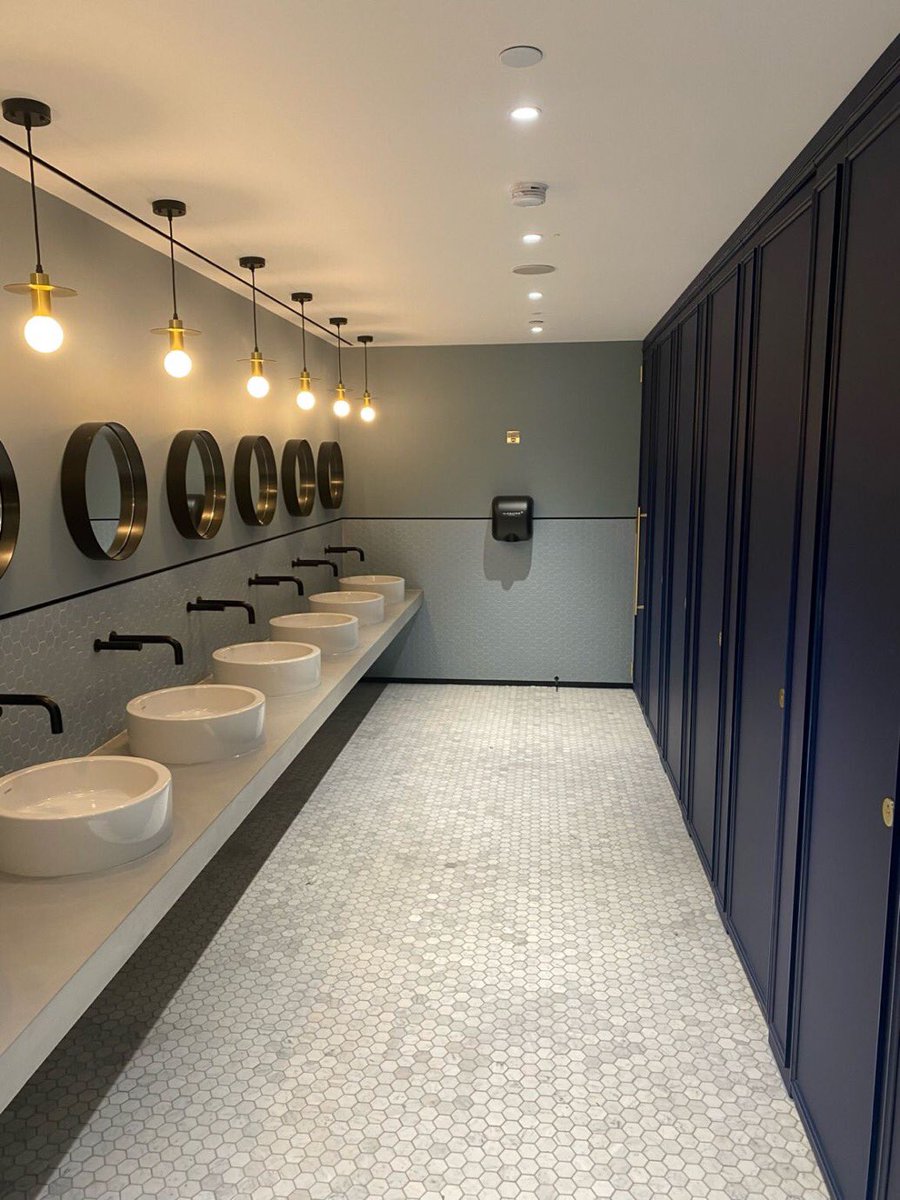 STSDesigns's tweet photo. Throwback Thursday - look back at a toilet package in London #throwbackthursday #london #TeamSTS #Construction https://t.co/39ehbsuNKy