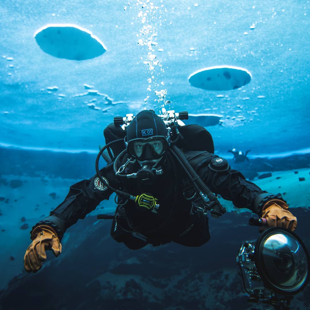 PADI's tweet photo. Would you go diving under the ice? ❄️🤿

📷: IG user '@arcticdivers' https://t.co/kfVaNUdZha