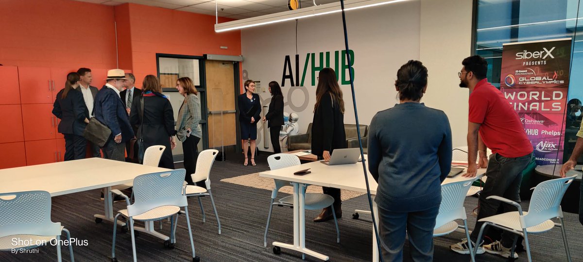 TheAIHub's tweet photo. We were excited to host the leadership team from @MitacsCanada at the hub today. We shared our work and projects and look forward to future collaborations. #DCworks https://t.co/WpNaUY1zqF